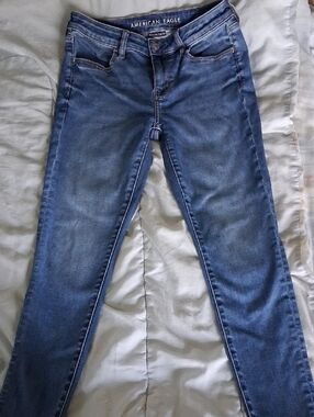 American Eagle Jeans Next Level Stretch Skinny Jean Size 4